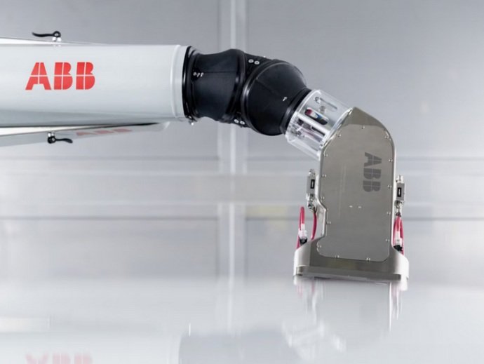 Beskyttelsesovertræk til malningsrobotter ABB kemikalieresistent